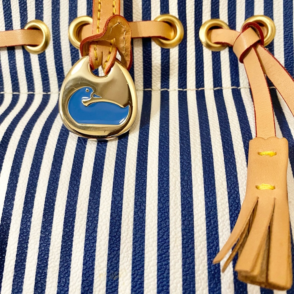 Dooney & Bourke Blue and White Stripe Purse Bag - Picture 2 of 12